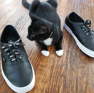 Vans Off The Wall Black Leather sneakers